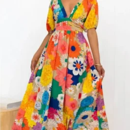 Kolorowa letnia sukienka z dekoltem w serek