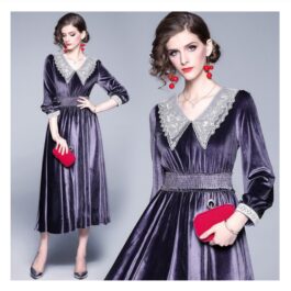 Fioletowa sukienka z aksamitu