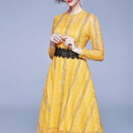 Żółta sukienka długi rękaw koronka