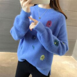 Miękki pastelowy sweterek